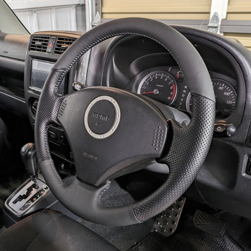 TOYOTA 1989年トヨタ純正OPの MOMOステアリング